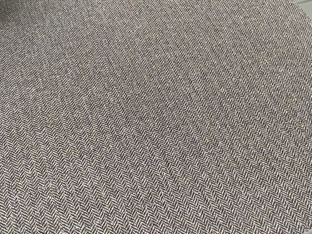 What my dining table and my cat showed me about human attention